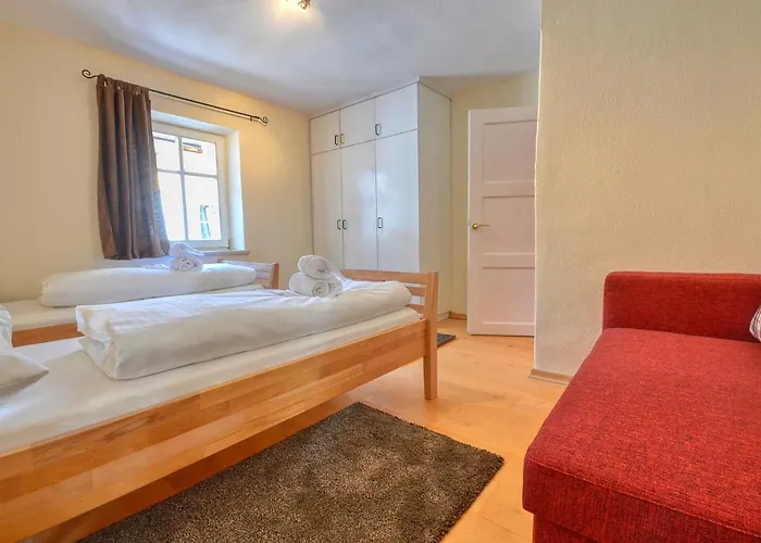 Skilift-seeblick - By Alpen * Zell am See